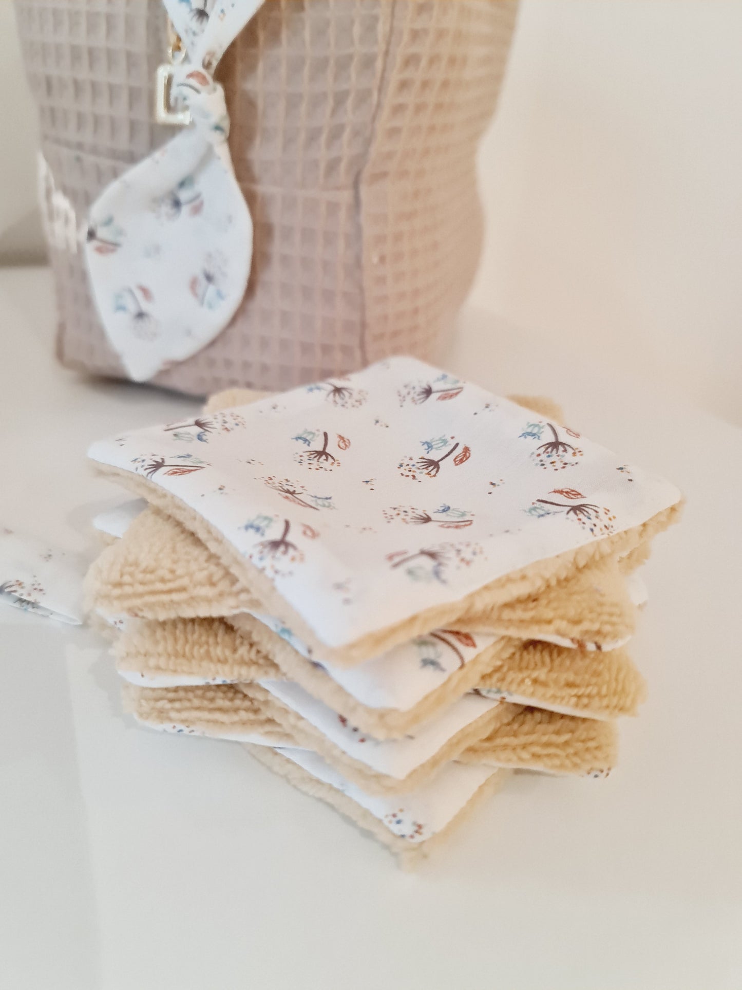 Lingettes Lavables en éponge de bambou et tissu fleuri